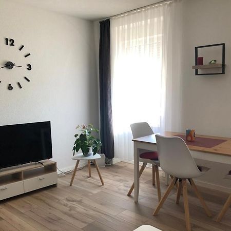 גרנצאך-ווילן Grenznahe Ferienwohnung Mit 4 Schlafzimmern מראה חיצוני תמונה